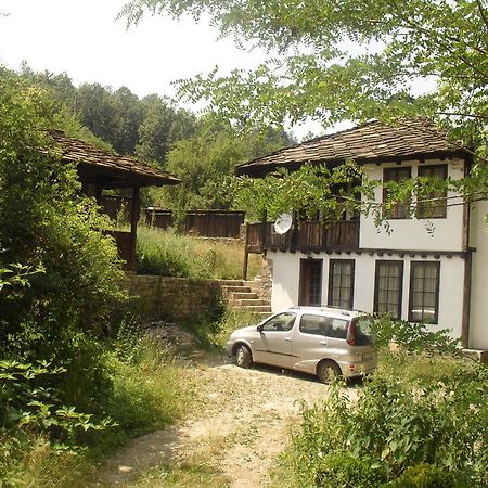 Къща Балканец Balkanets (Lovech) Buitenkant foto
