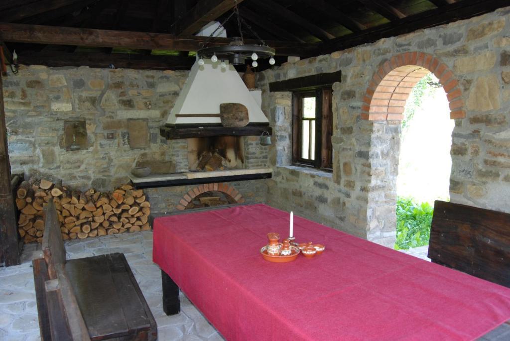 Къща Балканец Balkanets (Lovech) Buitenkant foto