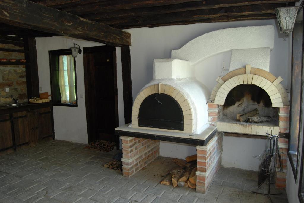 Къща Балканец Balkanets (Lovech) Buitenkant foto