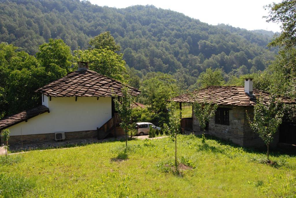 Къща Балканец Balkanets (Lovech) Buitenkant foto